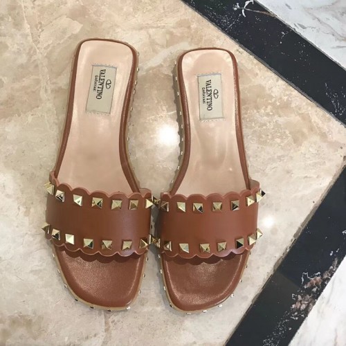 Valentino Flat 003